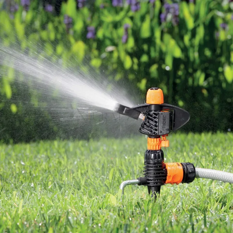 Claber 8707 Pulsar Darbeli Fıskiye, Kazıklı kullanım görseli