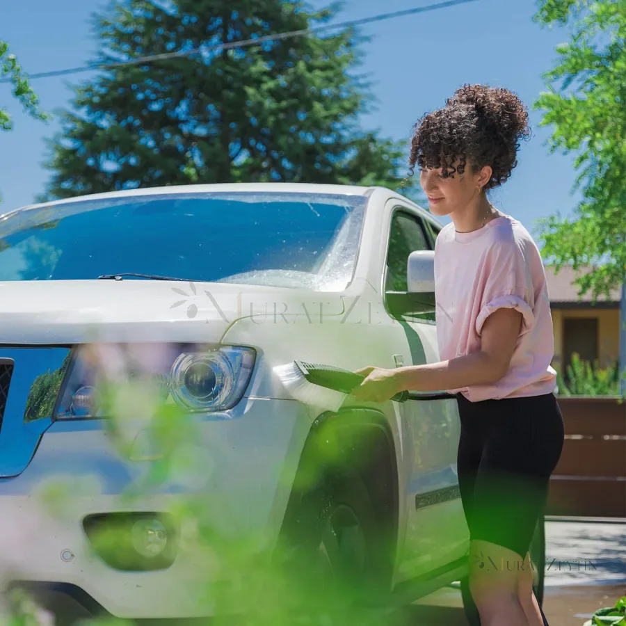 Claber 8774 Wippy Car Yıkama Fırçası kullanım görseli