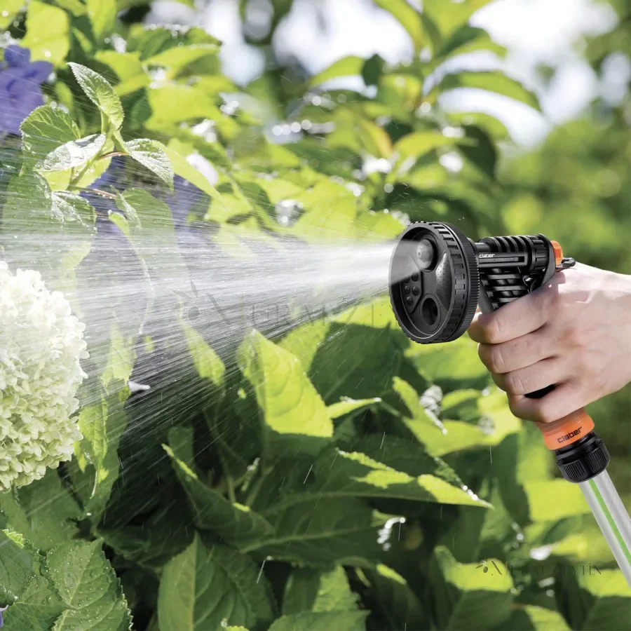 Claber 9373 Garden Dört Fonksiyonlu Sulama Tabancası kullanım görseli